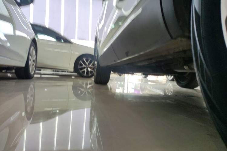 Used Wuling Asta 2021 1.5T CVT Starlight Edition Left Side Sill