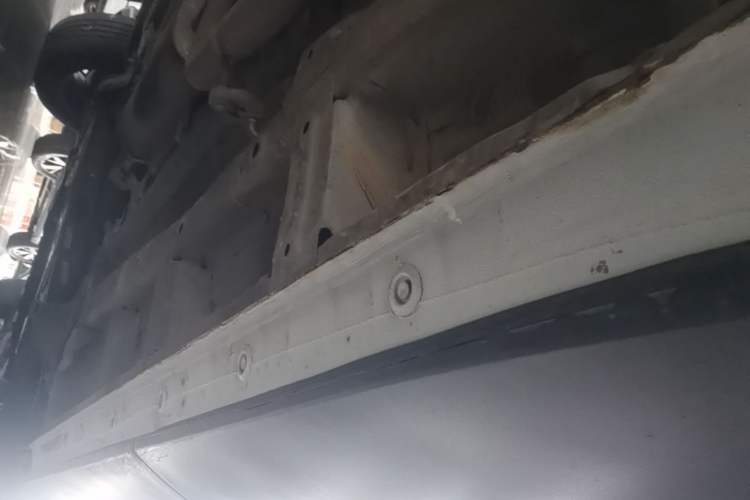 Used Wuling Asta 2021 1.5T CVT Starlight Edition Left Side Sill