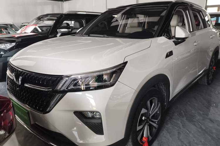 Used Wuling Asta 2021 1.5T CVT Star曜 Edition Guazi used car, China used car export, Used car for sale, Used  cars, Cheapest cars for sale