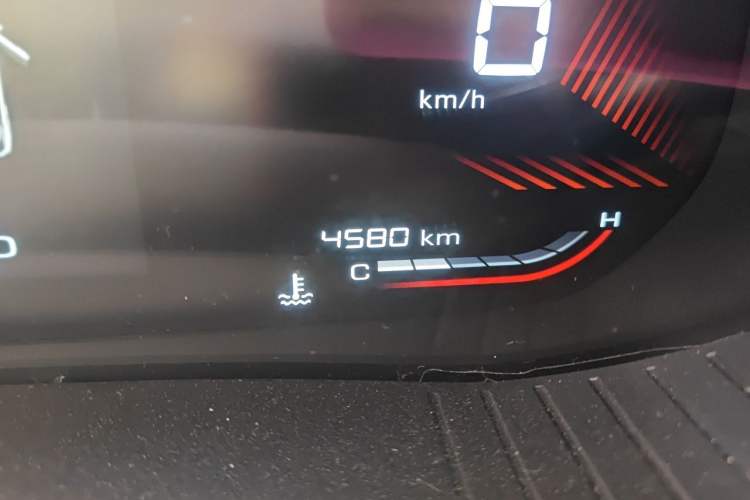 Used Wuling Asta 2021 1.5T CVT Star曜 Edition Odometer Close Up