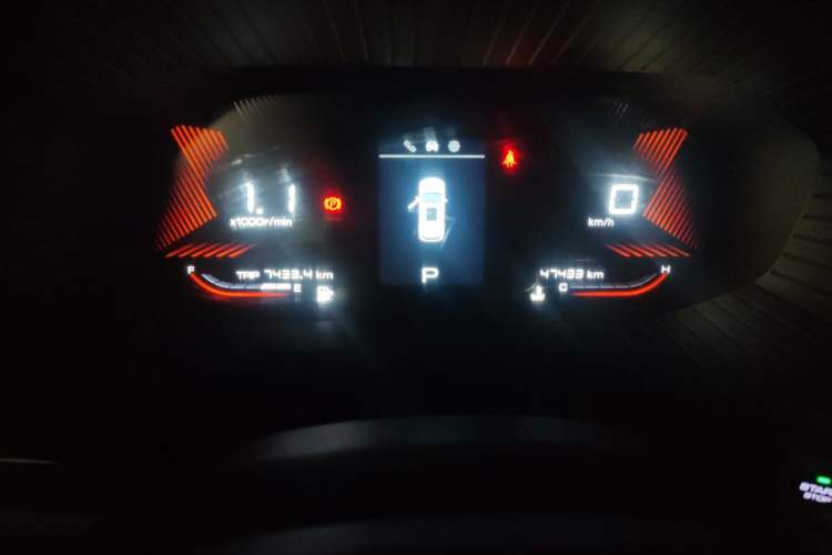 Used Wuling Asta 2021 1.5T CVT Star-Yao Edition Odometer Close Up