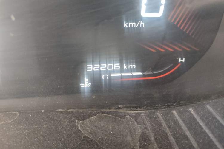 Used Wuling Asta 2021 1.5T CVT Starlight Edition Odometer Close Up