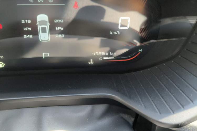 Used Wuling Asta 2021 1.5T CVT Star曜 Edition Odometer Close Up
