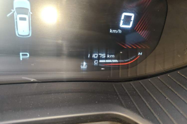 Used Wuling Asta 2021 1.5T CVT Starlight Edition Odometer Close Up