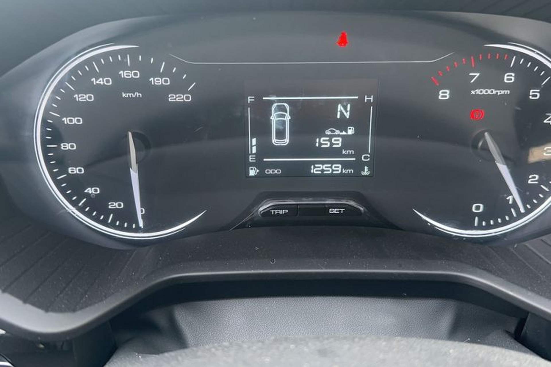 Used Wuling Asta 2021 1.5T Manual Xingyue Edition Odometer Close Up