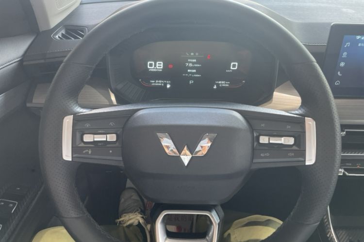 Used Wuling Asta 2021 1.5T CVT Starlight Edition Odometer Close Up