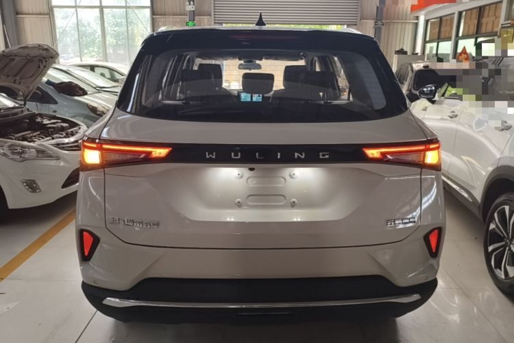 Used Wuling Asta 2021 1.5T CVT Starlight Edition Rear