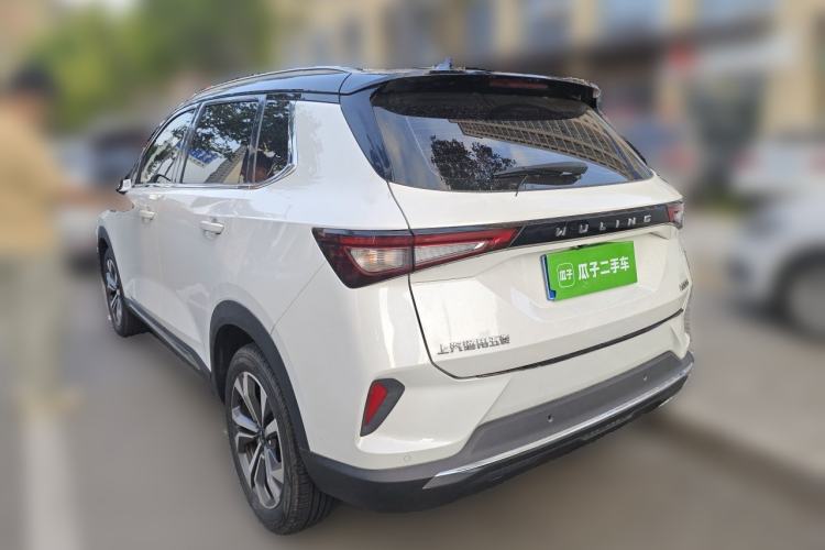 Used Wuling Asta 2021 1.5T CVT Starlight Edition Rear Left 45 Deg
