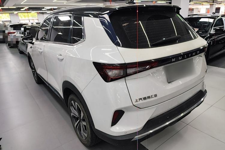 Used Wuling Asta 2021 1.5T CVT Starlight Edition Rear Left 45 Deg