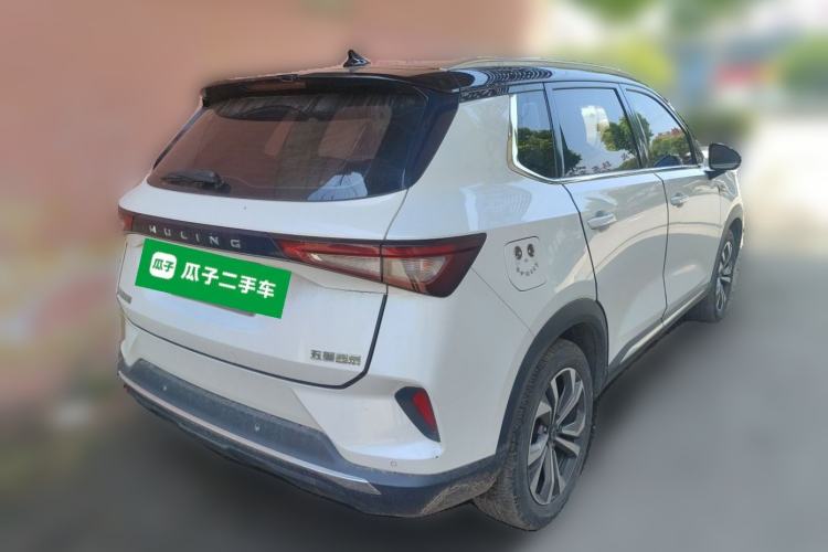 Used Wuling Asta 2021 1.5T CVT Starlight Edition Rear Right 45 Deg