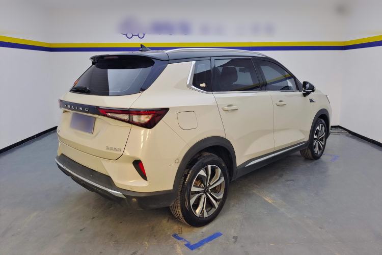 Used Wuling Asta 2021 1.5T CVT Star曜 Edition Rear Right 45 Deg
