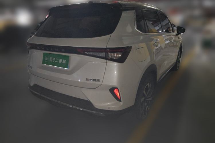 Used Wuling Asta 2021 1.5T CVT Starlight Edition Rear Right 45 Deg