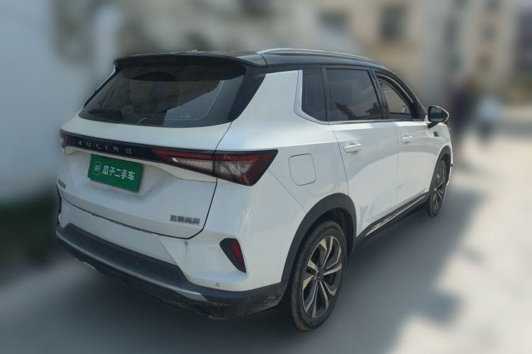 Used Wuling Asta 2021 1.5T CVT Starlight Edition Rear Right 45 Deg