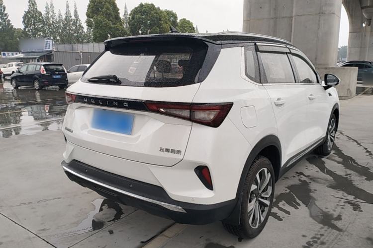 Used Wuling Asta 2021 1.5T CVT Starlight Edition Rear Right 45 Deg