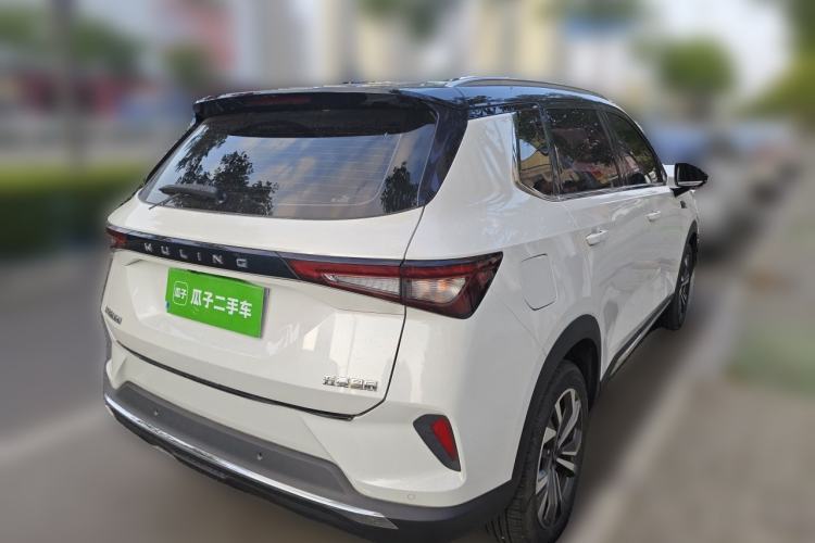 Used Wuling Asta 2021 1.5T CVT Starlight Edition Rear Right 45 Deg
