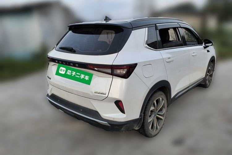 Used Wuling Asta 2021 1.5T CVT Starlight Edition Rear Right 45 Deg