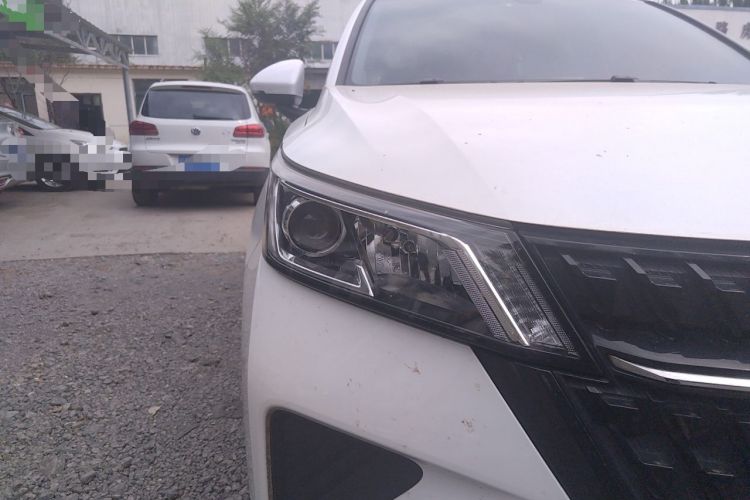 Used Wuling Asta 2021 1.5T Manual Xingyue Edition Right Front Headlight