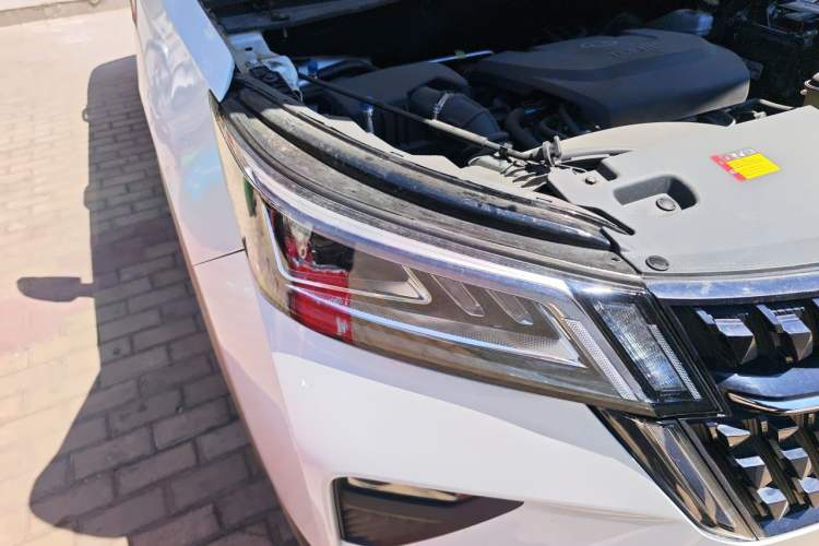 Used Wuling Asta 2021 1.5T CVT Star曜 Edition Right Front Headlight