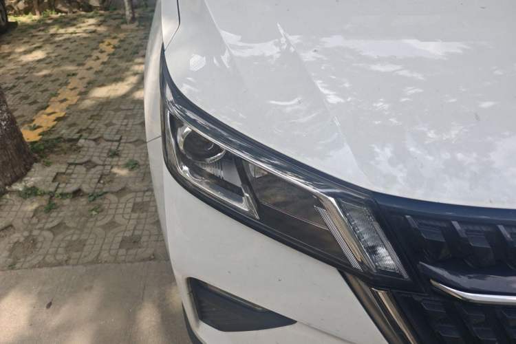 Used Wuling Asta 2021 1.5T Manual Starlight Edition Right Front Headlight
