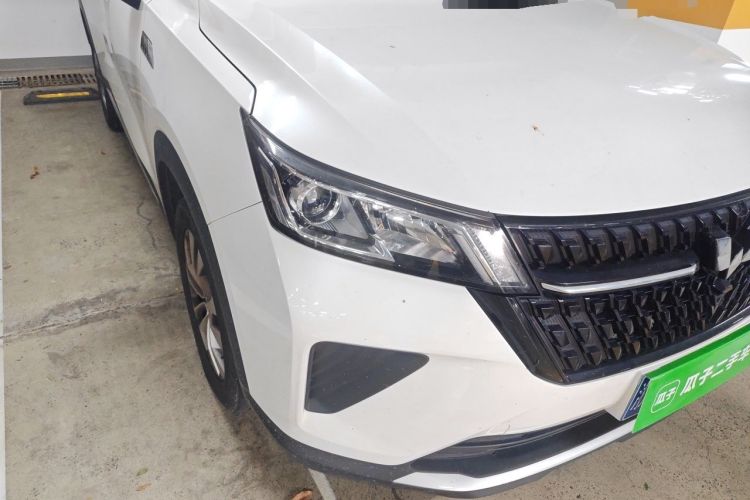 Used Wuling Asta 2021 1.5T Manual Xingyue Edition Right Front Headlight