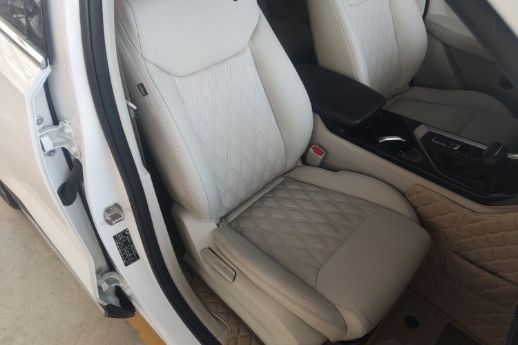 Used Wuling Asta 2021 1.5T CVT Star曜 Edition Right Front Seat