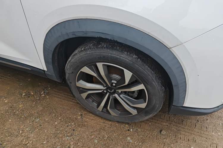 Used Wuling Asta 2021 1.5T CVT Star曜 Edition Right Front Wheel Hub