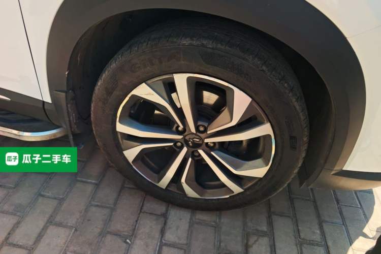 Used Wuling Asta 2021 1.5T CVT Star曜 Edition Right Front Wheel Hub