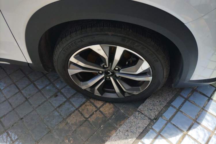 Used Wuling Asta 2021 1.5T CVT Starlight Edition Right Front Wheel Hub