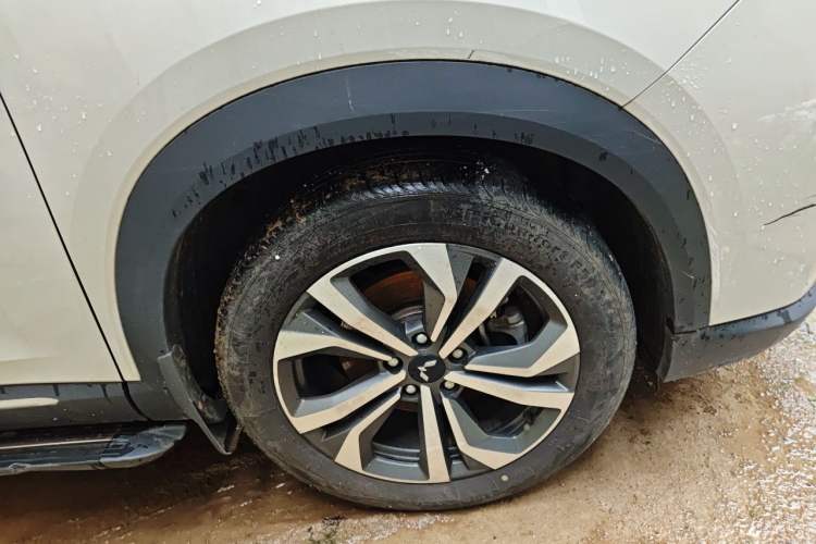 Used Wuling Asta 2021 1.5T CVT Star曜 Edition Right Front Wheel Hub