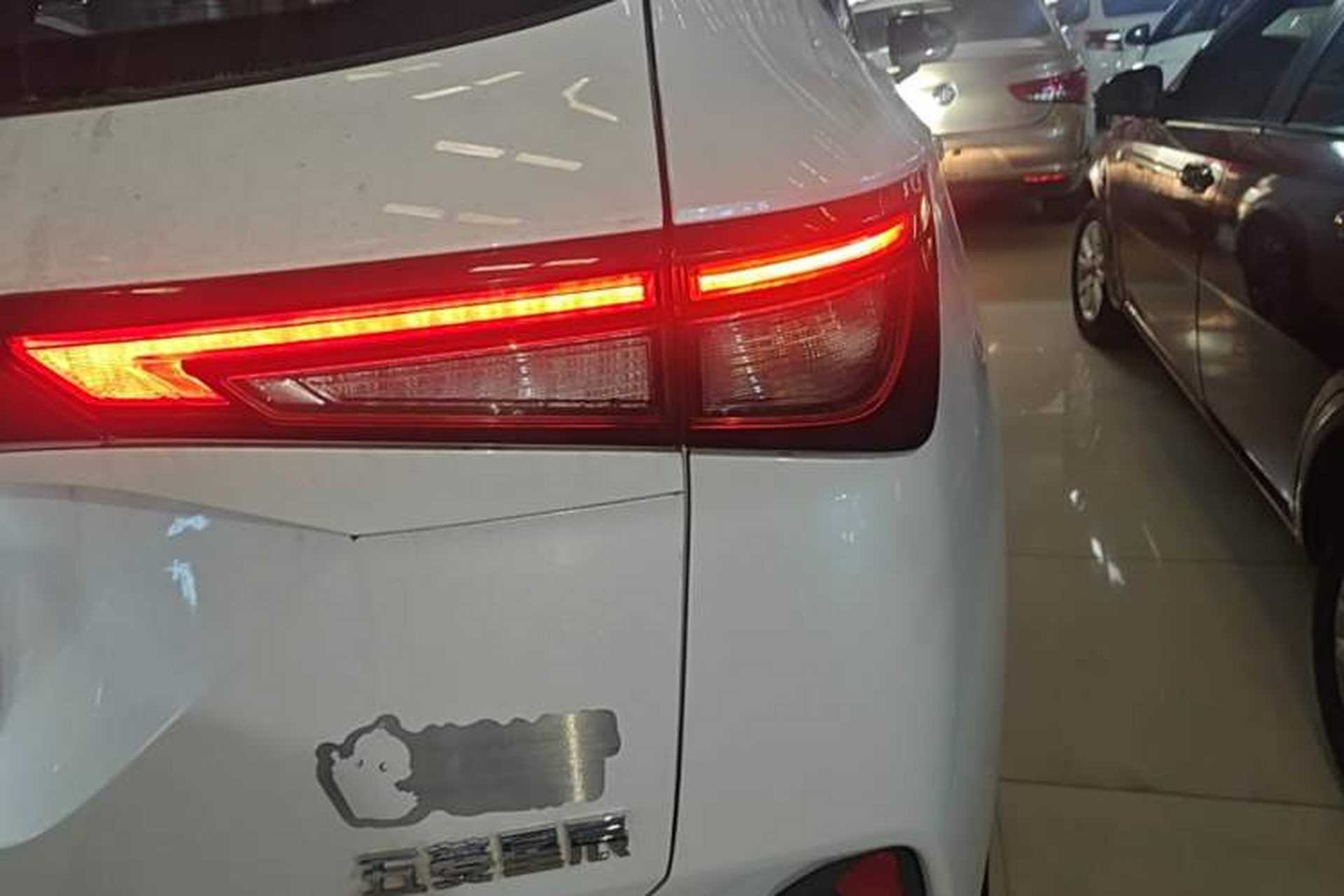 Used Wuling Asta 2021 1.5T CVT Star曜 Edition Right Rear Taillight