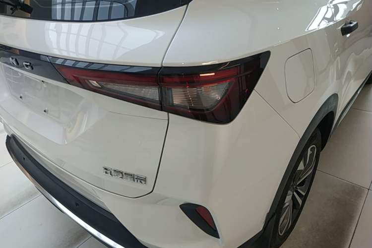 Used Wuling Asta 2021 1.5T CVT Star曜 Edition Right Rear Taillight