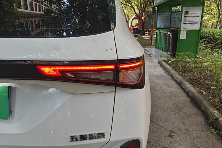 Used Wuling Asta 2021 1.5T CVT Starlight Edition Right Rear Taillight