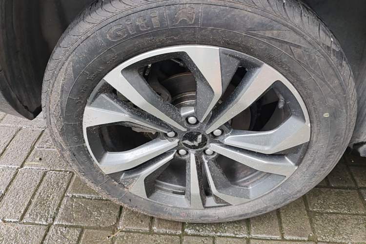 Used Wuling Asta 2021 1.5T CVT Star曜 Edition Right Rear Wheel Hub