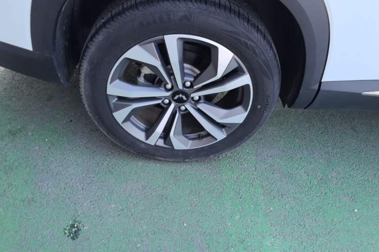 Used Wuling Asta 2021 1.5T CVT Starlight Edition Right Rear Wheel Hub