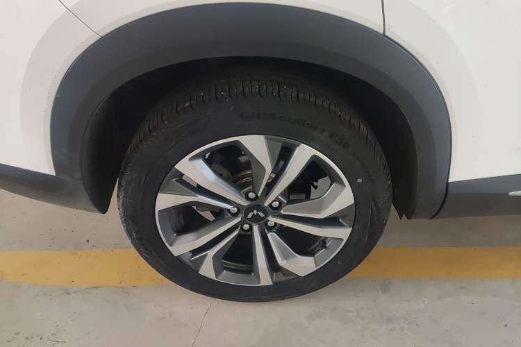 Used Wuling Asta 2021 1.5T CVT Star曜 Edition Right Rear Wheel Hub