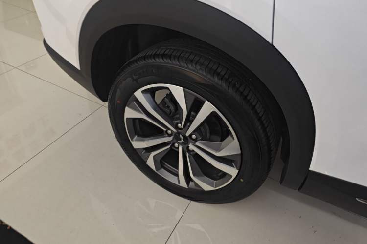 Used Wuling Asta 2021 1.5T CVT Star曜 Edition Right Rear Wheel Hub