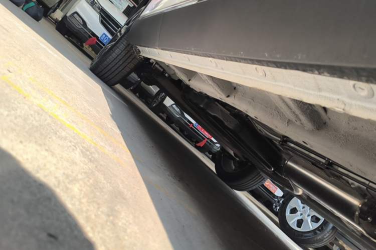 Used Wuling Asta 2021 1.5T CVT Starlight Edition Right Side Sill