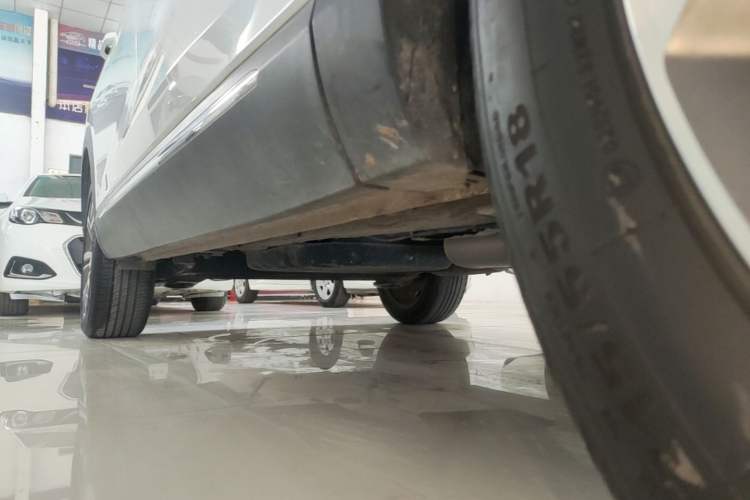 Used Wuling Asta 2021 1.5T CVT Starlight Edition Right Side Sill