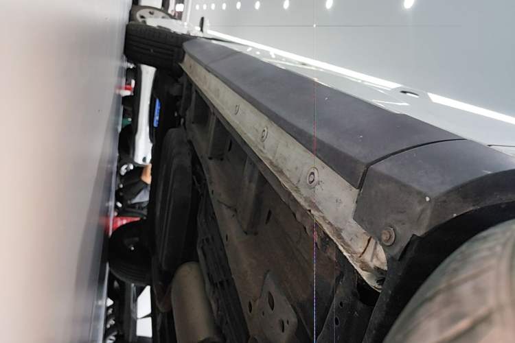 Used Wuling Asta 2021 1.5T CVT Starlight Edition Right Side Sill