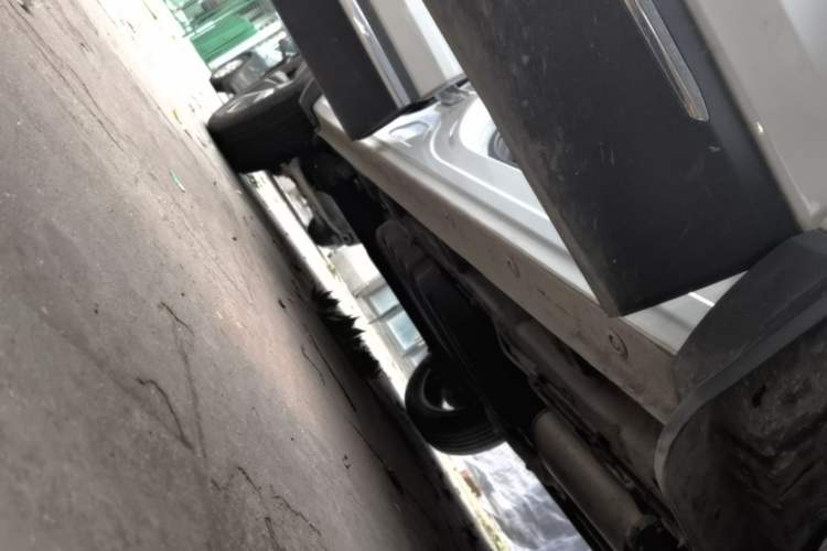 Used Wuling Asta 2021 1.5T CVT Starlight Edition Right Side Sill