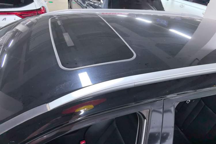 Used Wuling Asta 2021 1.5T CVT Starlight Edition Roof