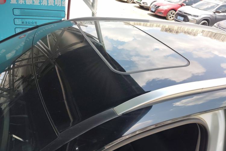 Used Wuling Asta 2021 1.5T CVT Starlight Edition Roof