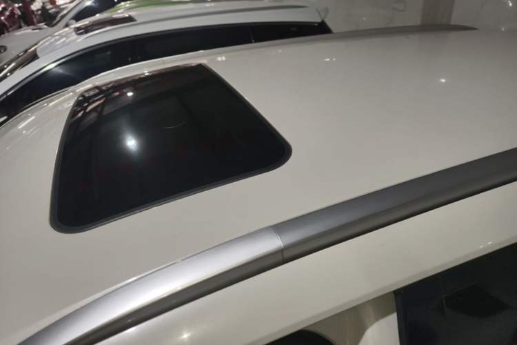 Used Wuling Asta 2021 1.5T Manual Starlight Edition Roof