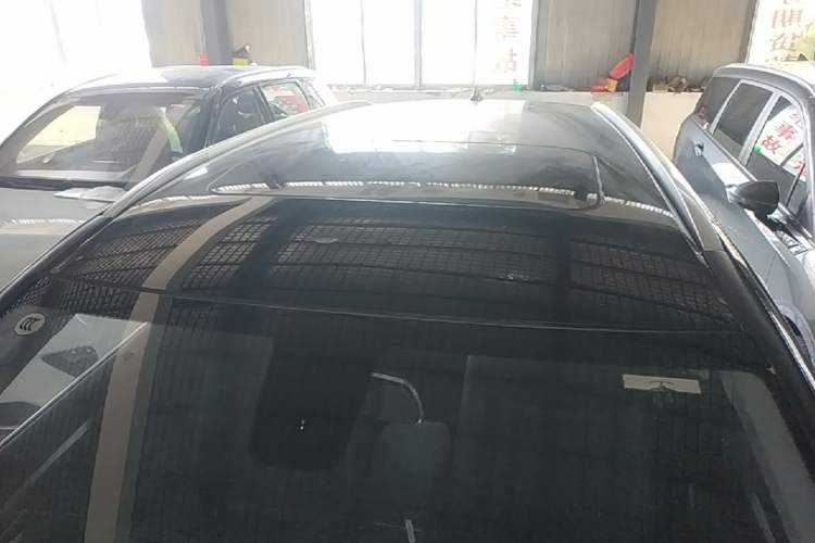 Used Wuling Asta 2021 1.5T CVT Starlight Edition Roof