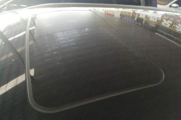 Used Wuling Asta 2021 1.5T CVT Starlight Edition Roof