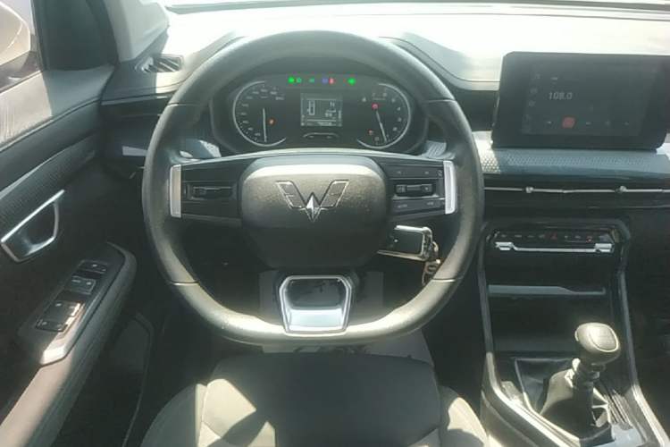 Used Wuling Asta 2021 1.5T Manual Xingyue Edition Steering Wheel