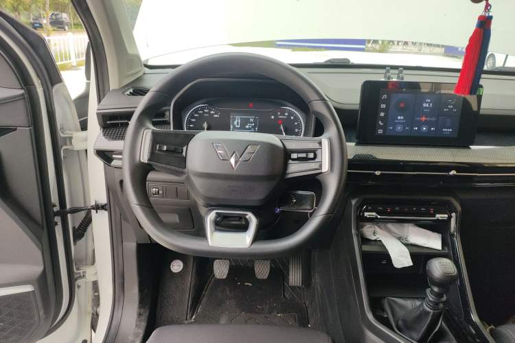 Used Wuling Asta 2021 1.5T Manual Xingyue Edition Steering Wheel