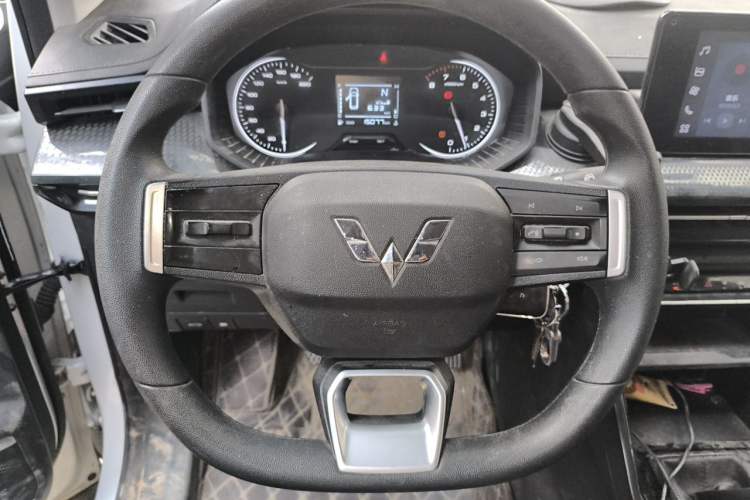 Used Wuling Asta 2021 1.5T Manual Xingyue Edition Steering Wheel
