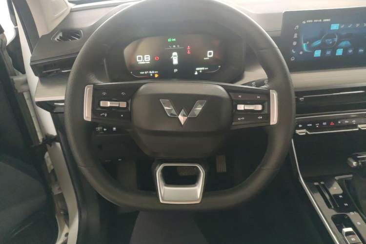 Used Wuling Asta 2021 1.5T CVT Starlight Edition Steering Wheel