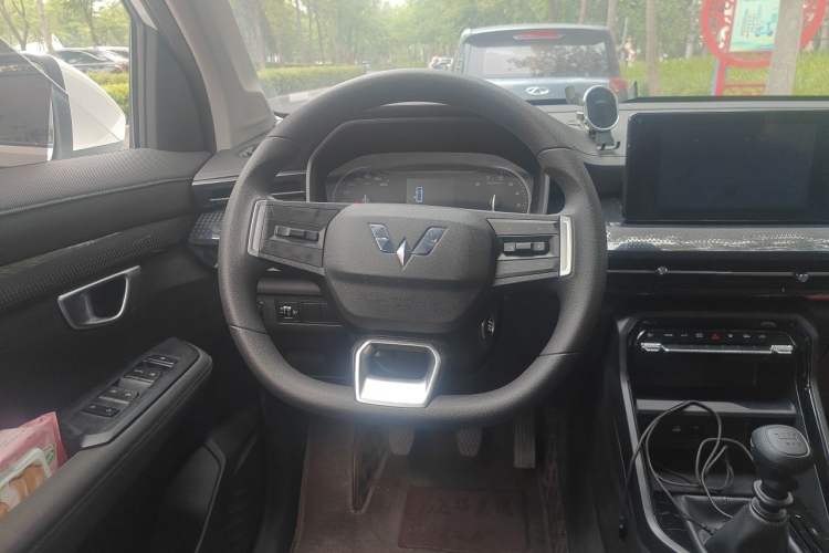 Used Wuling Asta 2021 1.5T Manual Xingyue Edition Steering Wheel